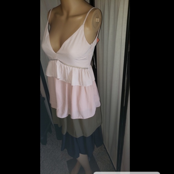 NWT**Gianni Bini Dress - Picture 2 of 7